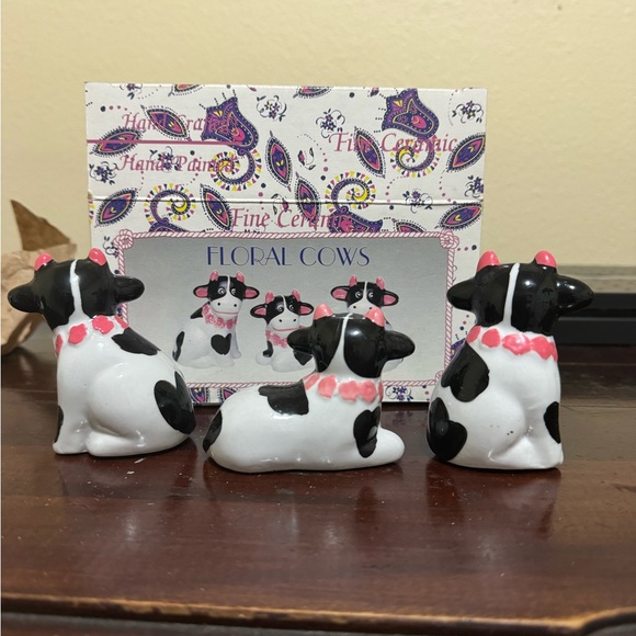 Ceramic Cow Figurine Trio Set of 3 in Box - Picture 6 of 7